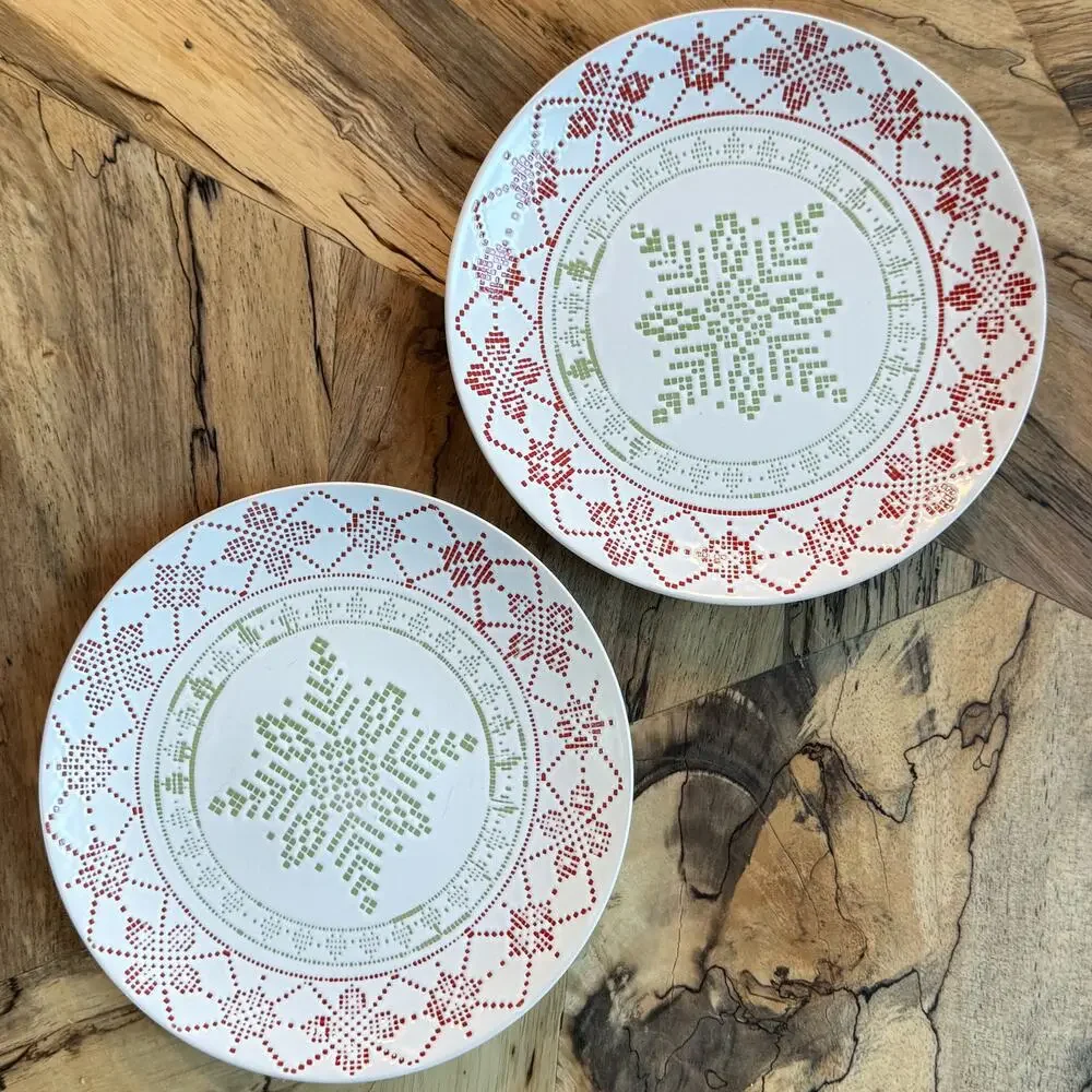 Noble Excellence Astoria Fair Isle Red and Green, Set of 2, Stoneware Plates, 8